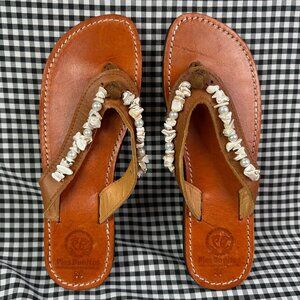 Pies Bonitos Handcrafted Beaded Brown Leather Sandals White Shell Flip Flop 38